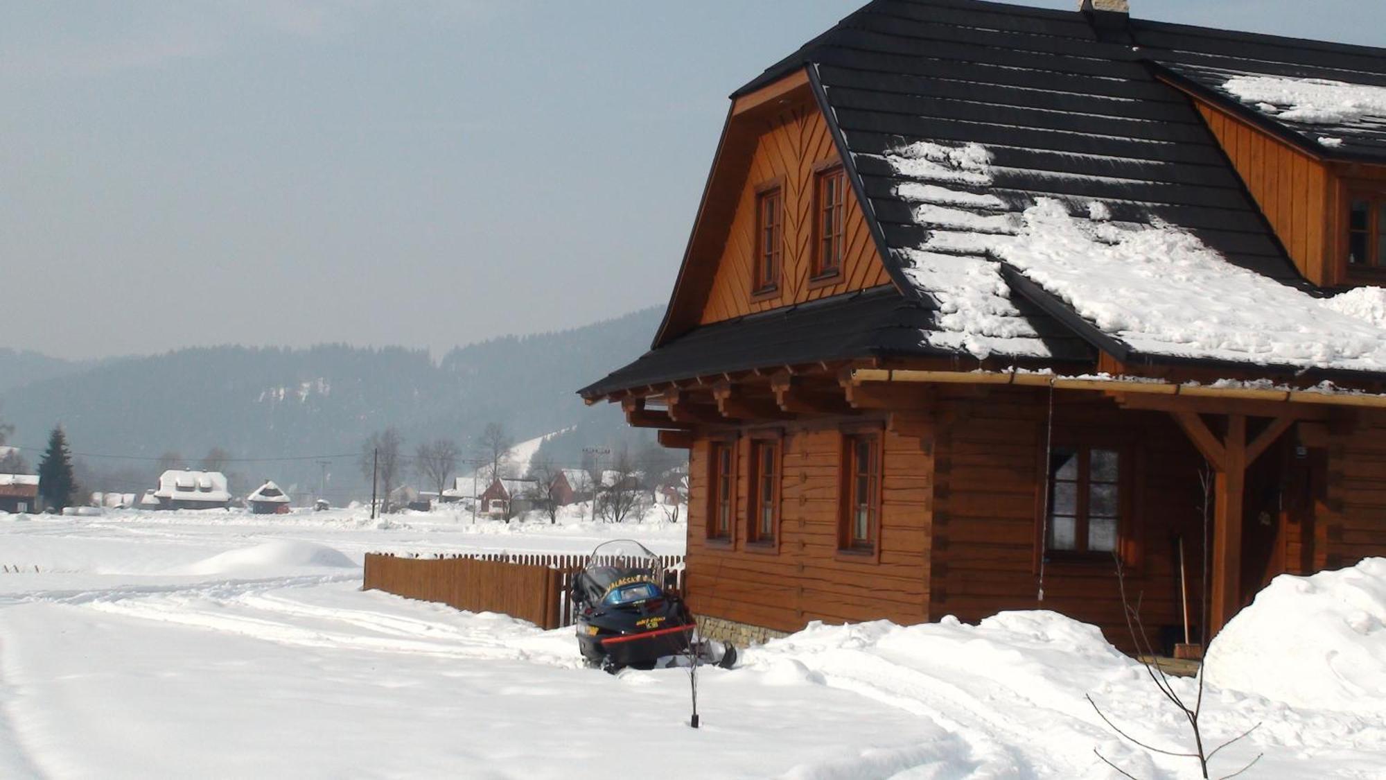 Valassky Dvur Velke Karlovice Exterior photo
